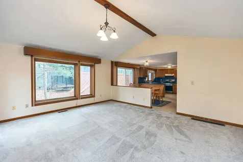 36 Boxwood Circle Milford NH 03055