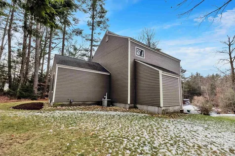 36 Boxwood Circle Milford NH 03055