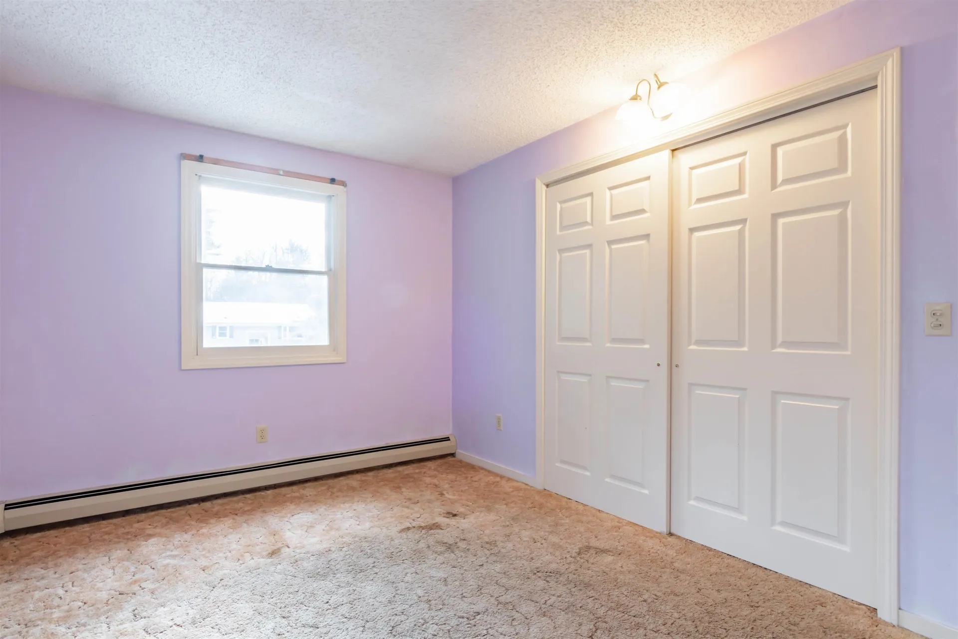 72 Pioneer Drive Nashua NH 03062
