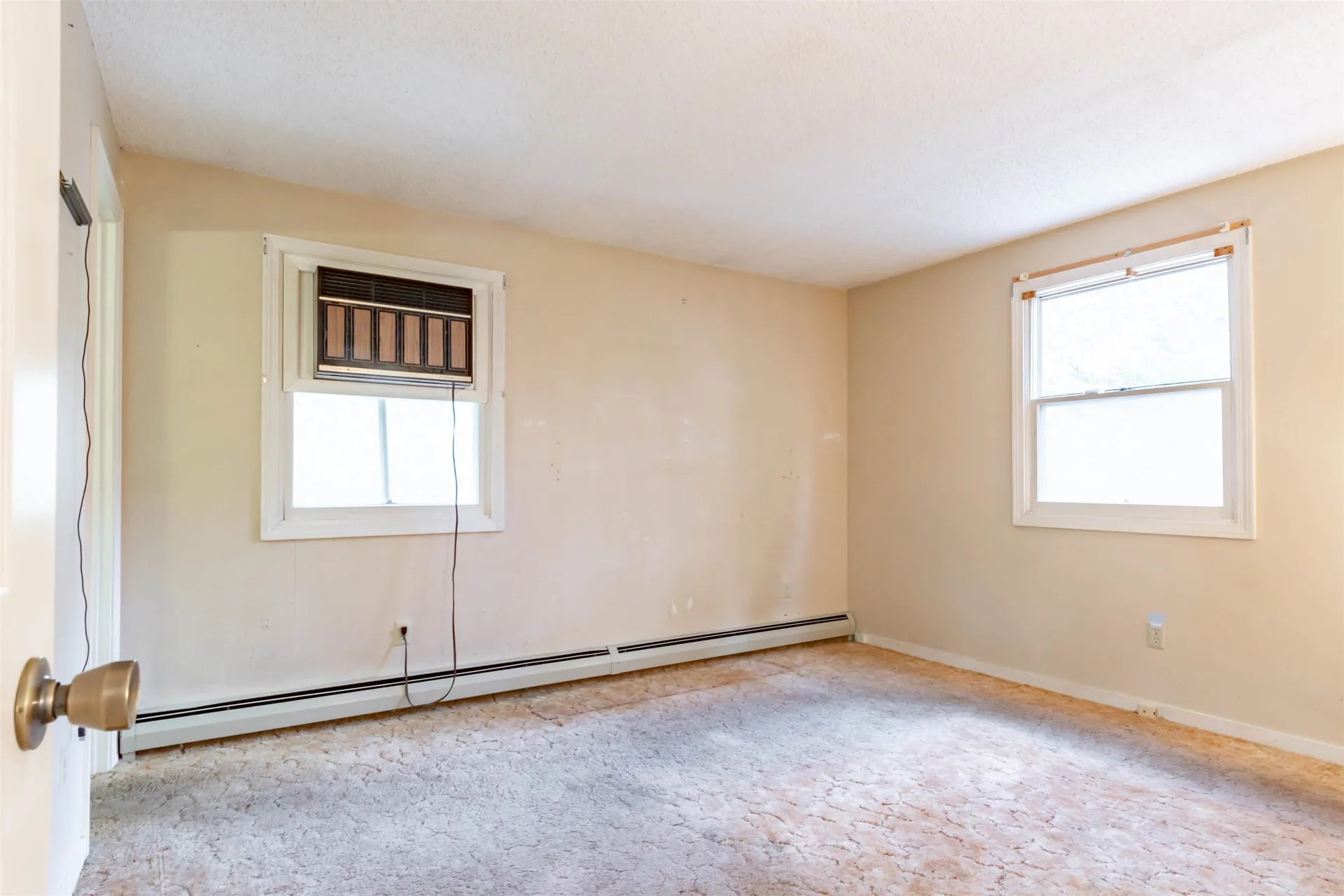 72 Pioneer Drive Nashua NH 03062