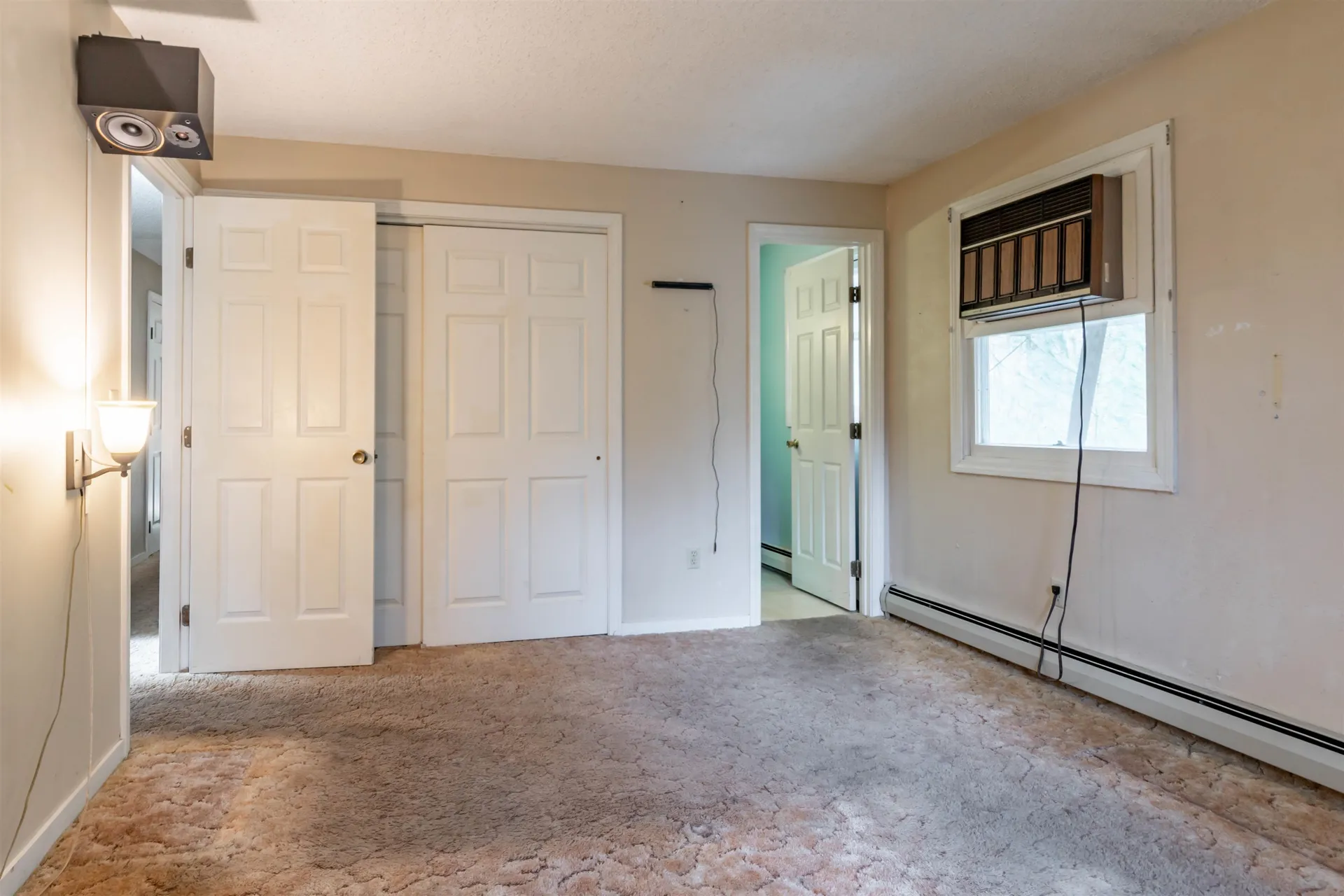 72 Pioneer Drive Nashua NH 03062