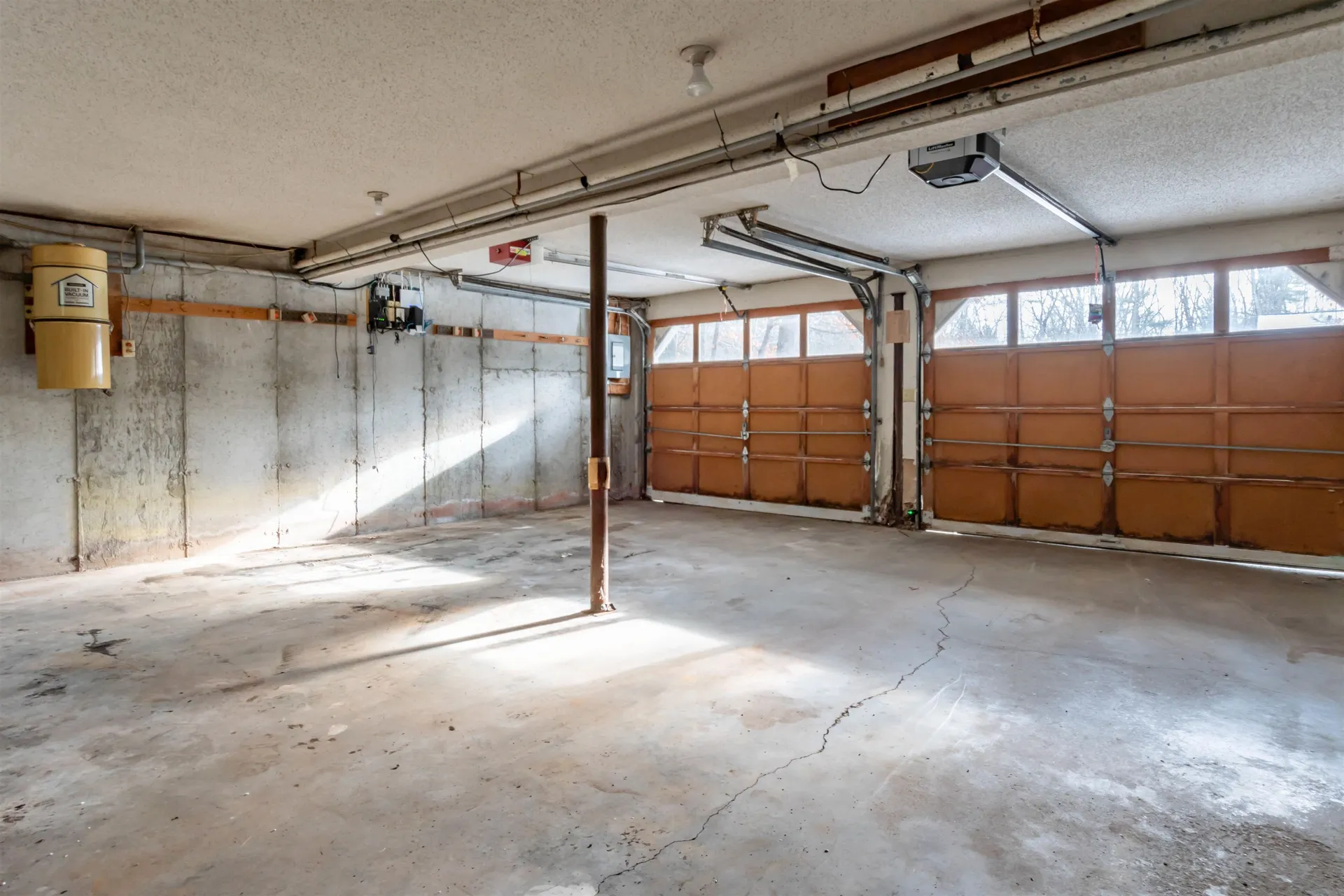 72 Pioneer Drive Nashua NH 03062