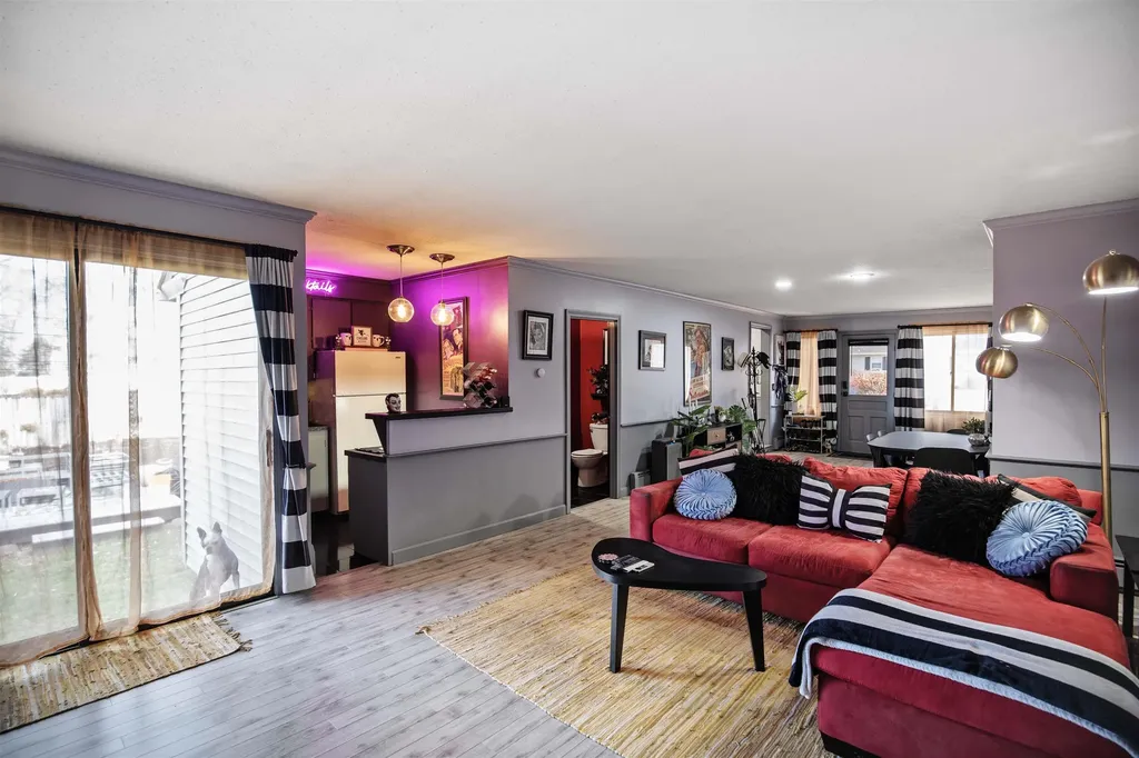 94 Hillhaven Road Manchester NH 03104