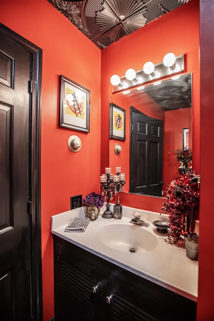 94 Hillhaven Road Manchester NH 03104