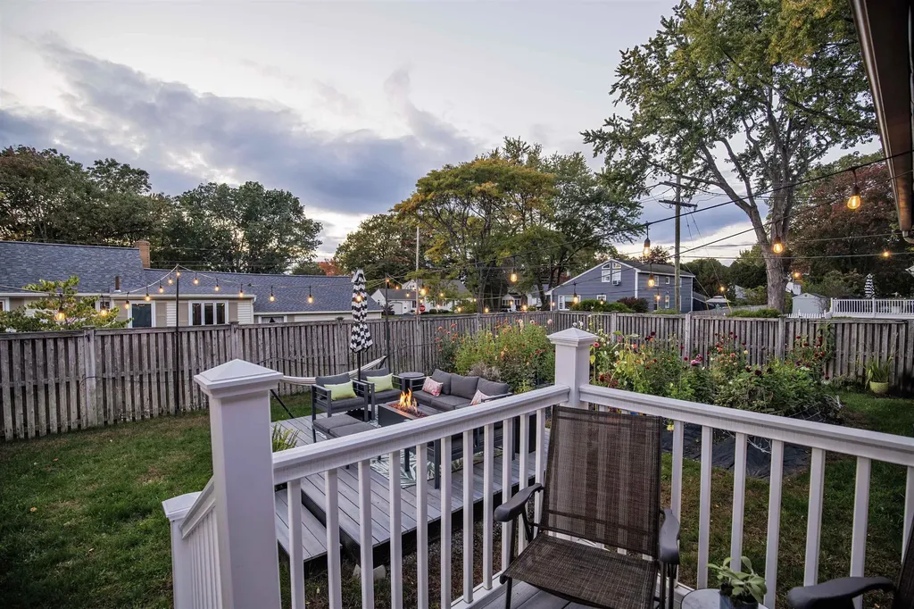 94 Hillhaven Road Manchester NH 03104