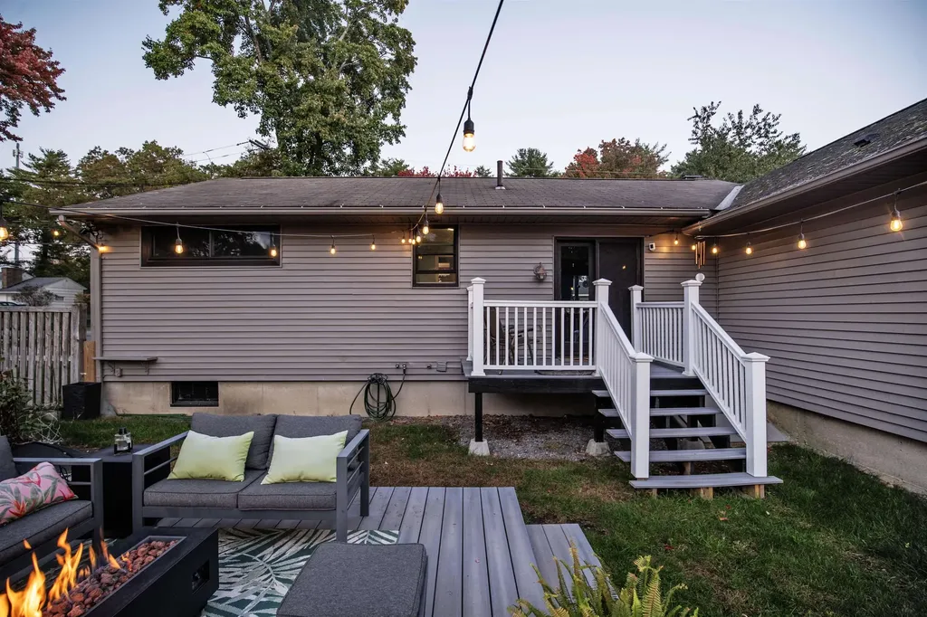 94 Hillhaven Road Manchester NH 03104