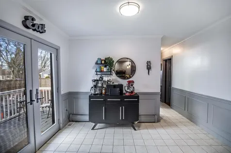 94 Hillhaven Road Manchester NH 03104