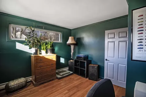 94 Hillhaven Road Manchester NH 03104