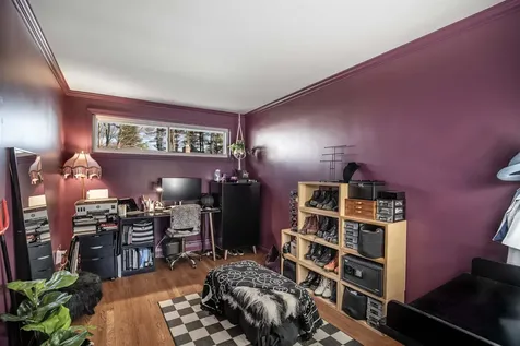 94 Hillhaven Road Manchester NH 03104