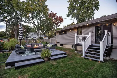 94 Hillhaven Road Manchester NH 03104