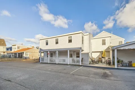 4 Keefe Avenue Hampton NH 03842
