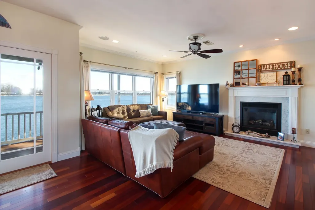 27 Poor Farm Road Alburgh VT 05440