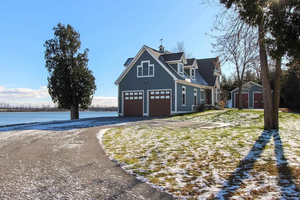 27 Poor Farm Road Alburgh VT 05440