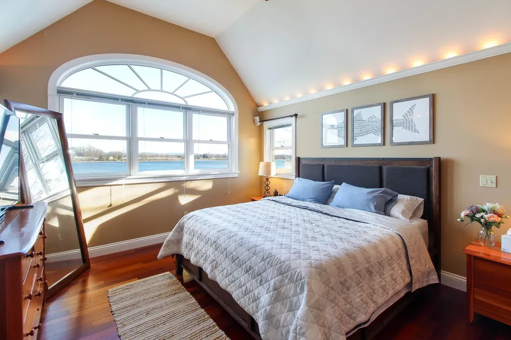 27 Poor Farm Road Alburgh VT 05440