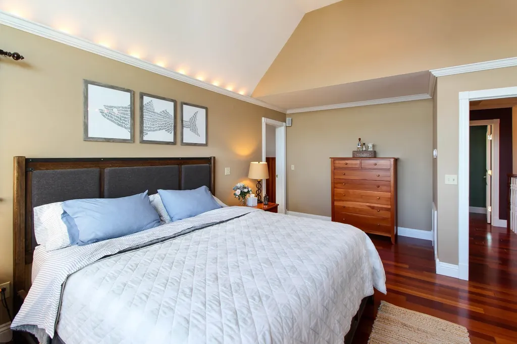 27 Poor Farm Road Alburgh VT 05440