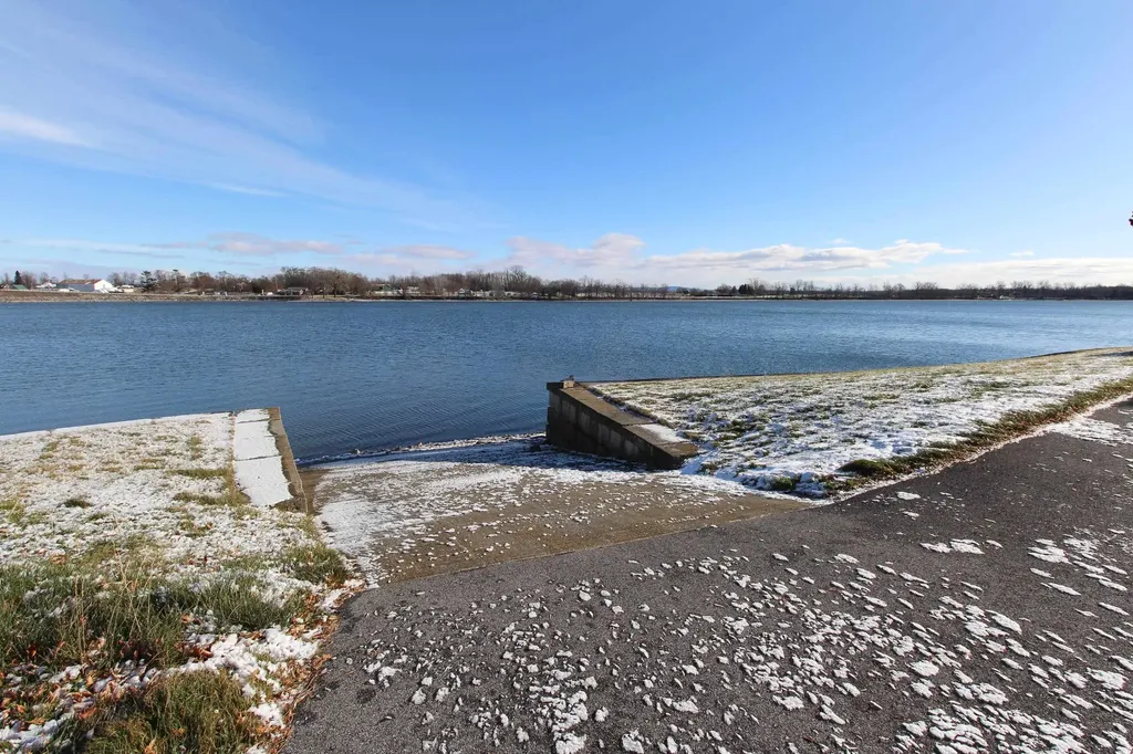 27 Poor Farm Road Alburgh VT 05440