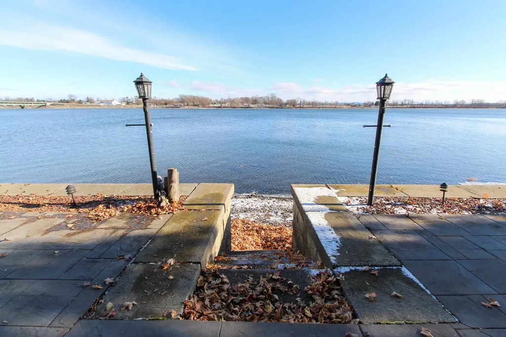 27 Poor Farm Road Alburgh VT 05440