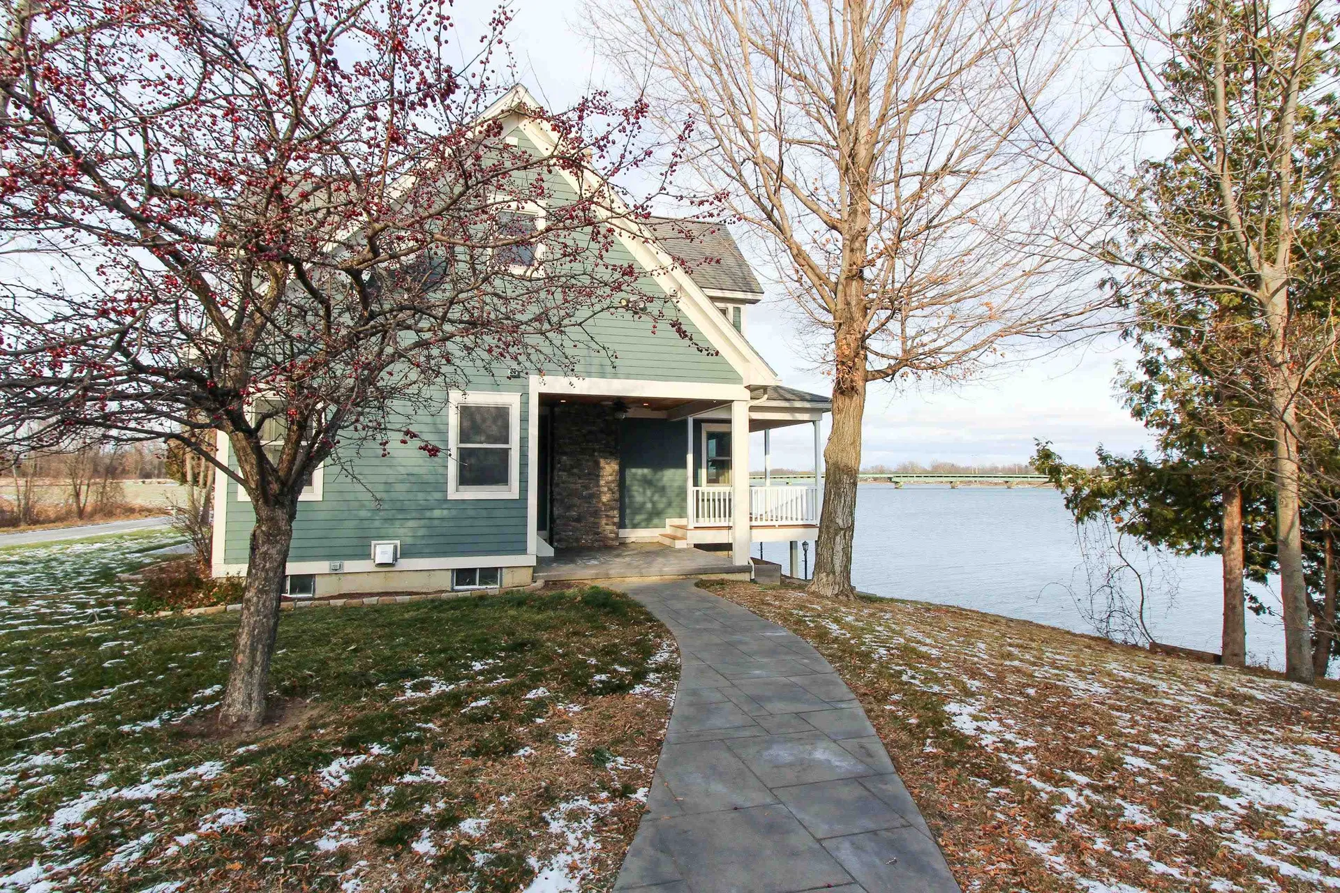 27 Poor Farm Road Alburgh VT 05440