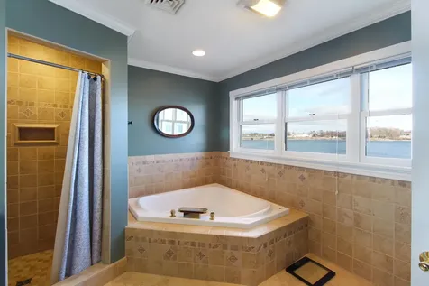 27 Poor Farm Road Alburgh VT 05440