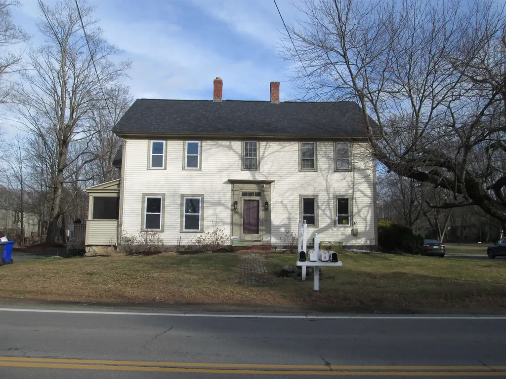 203 East Main Street Hampstead NH 03826