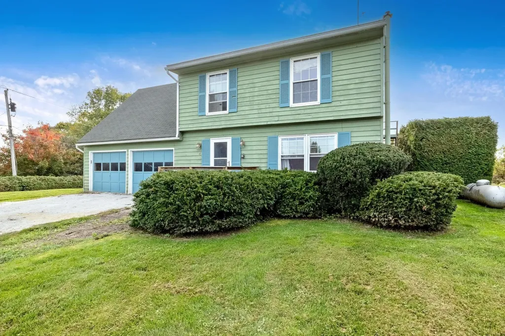 4 Chase Lane South Hero VT 05486