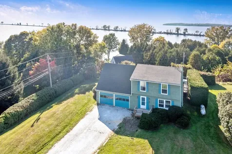4 Chase Lane South Hero VT 05486