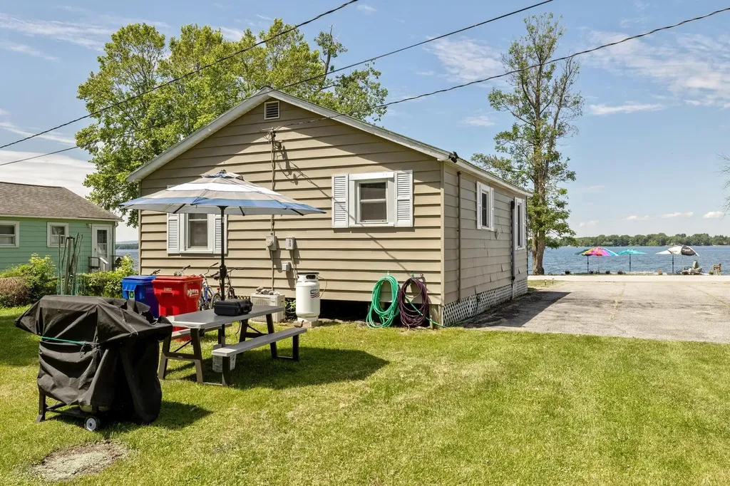 1815 West Shore Road Isle La Motte VT 05463