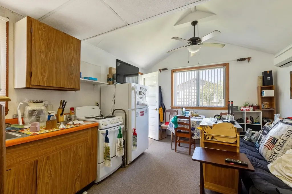 1815 West Shore Road Isle La Motte VT 05463