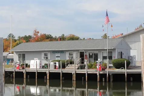 73 Weirs Road Gilford NH 03249