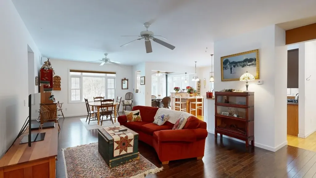 65 Casey Lane Williston VT 05495