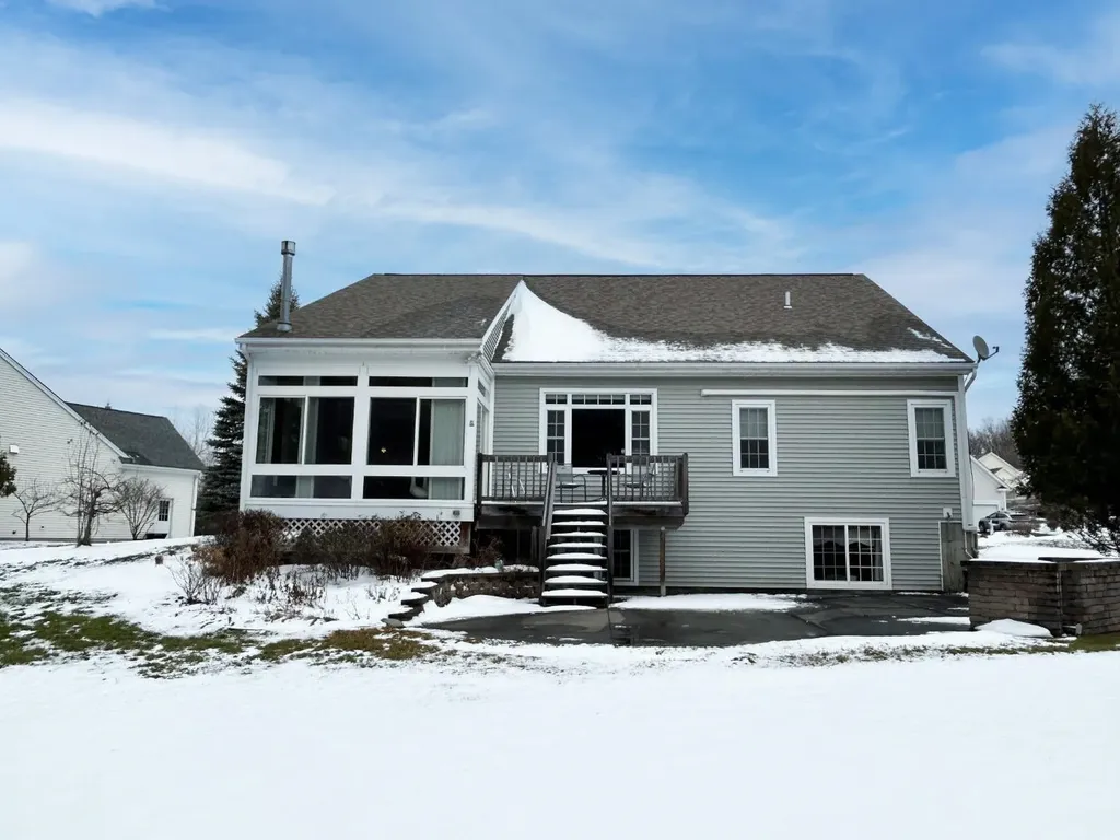 65 Casey Lane Williston VT 05495