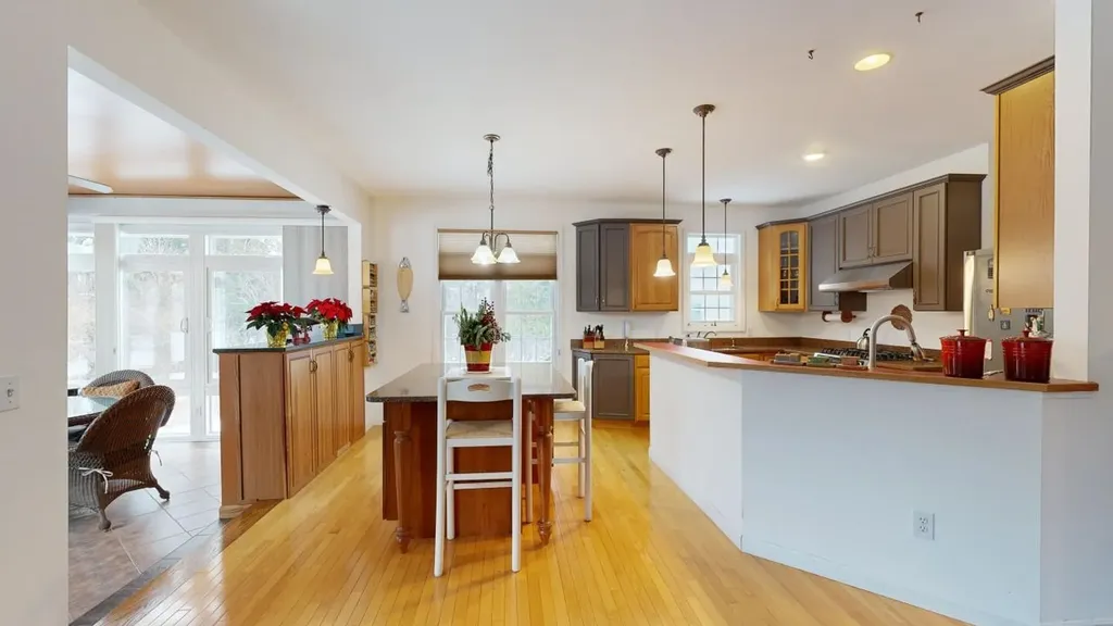 65 Casey Lane Williston VT 05495