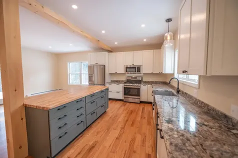 32 Circle View Drive Dover VT 05356