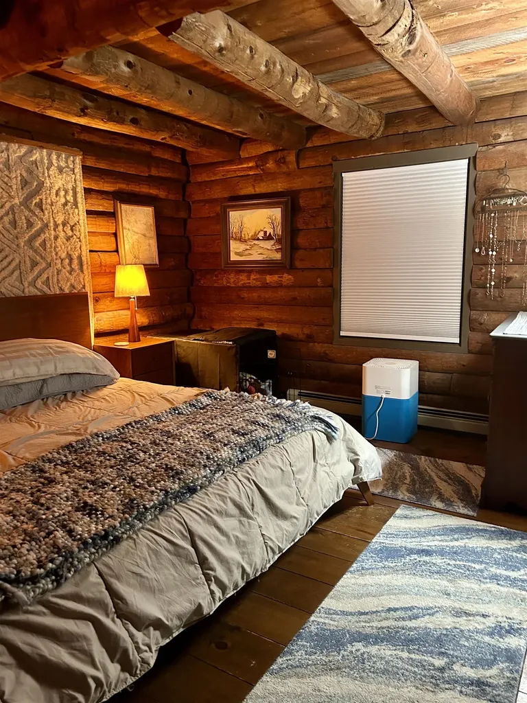 404 Bee Hole Road Loudon NH 03307