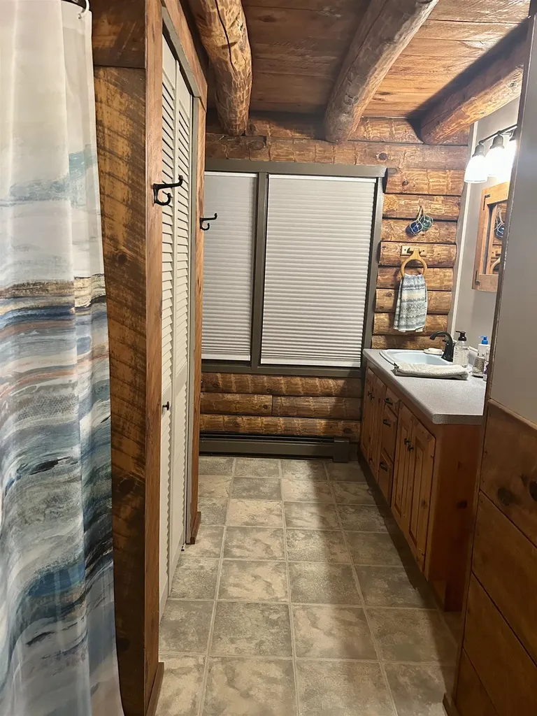 404 Bee Hole Road Loudon NH 03307