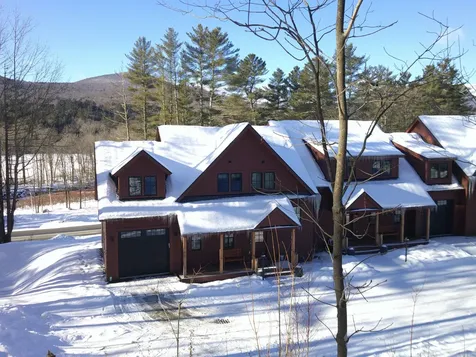 28-a Landing Circle Stowe VT 05672