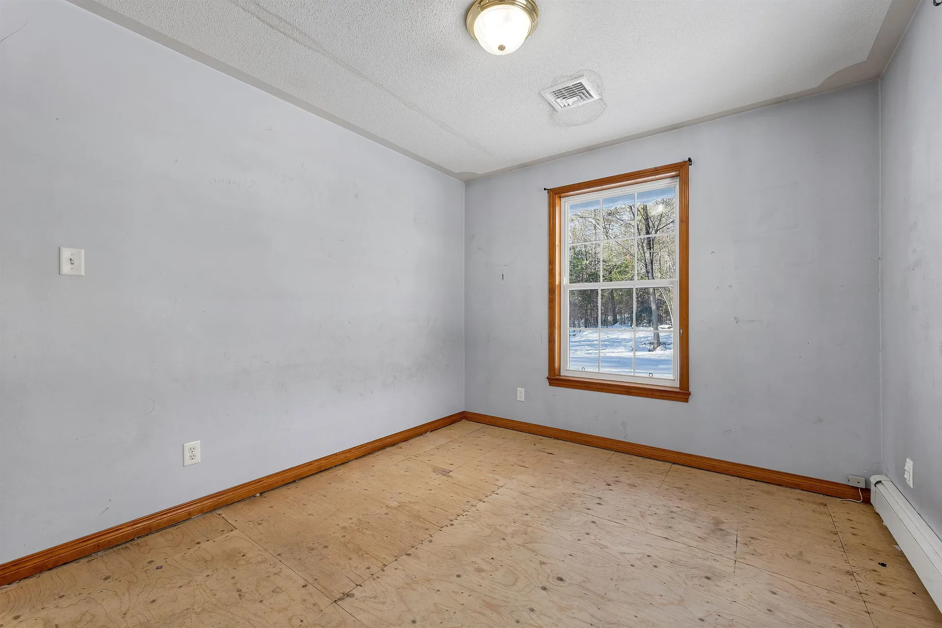 27 Moose Ridge Road Ossipee NH 03864