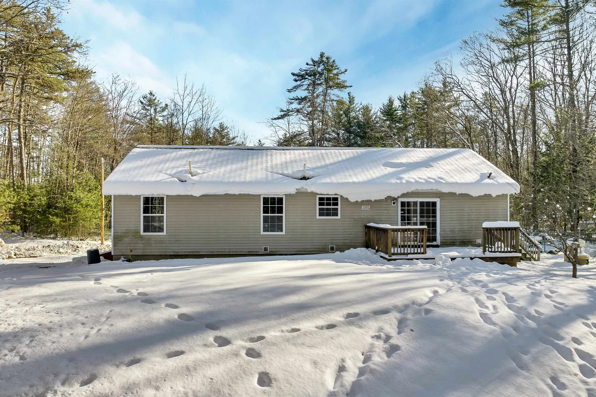 27 Moose Ridge Road Ossipee NH 03864