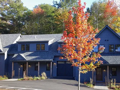 60-b Landing Circle Stowe VT 05672