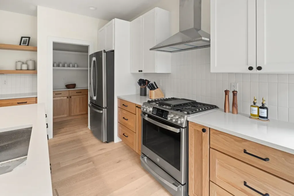 60-C Landing Circle Stowe VT 05672