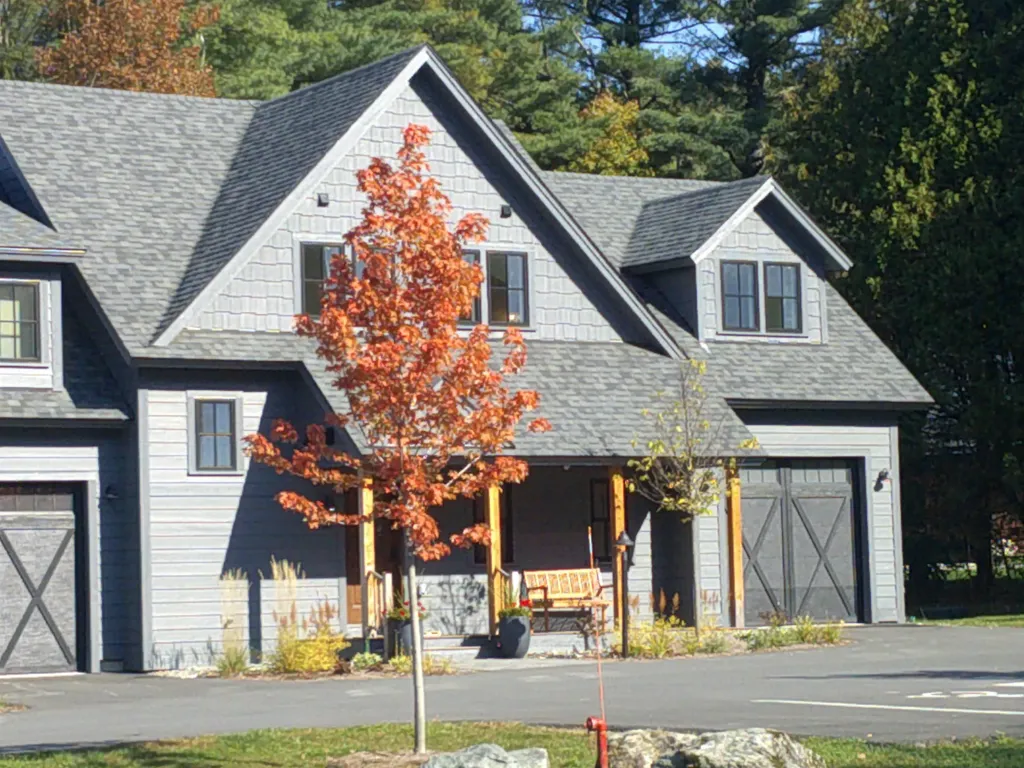 60-C Landing Circle Stowe VT 05672