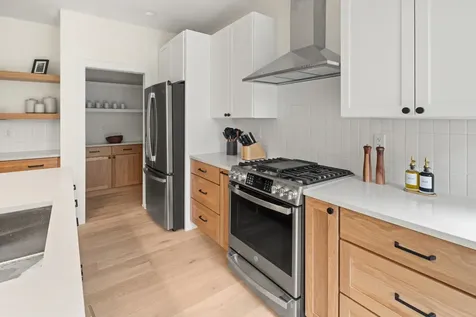 60-C Landing Circle Stowe VT 05672