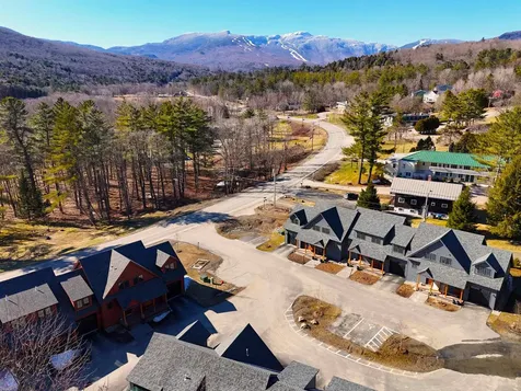 60-C Landing Circle Stowe VT 05672