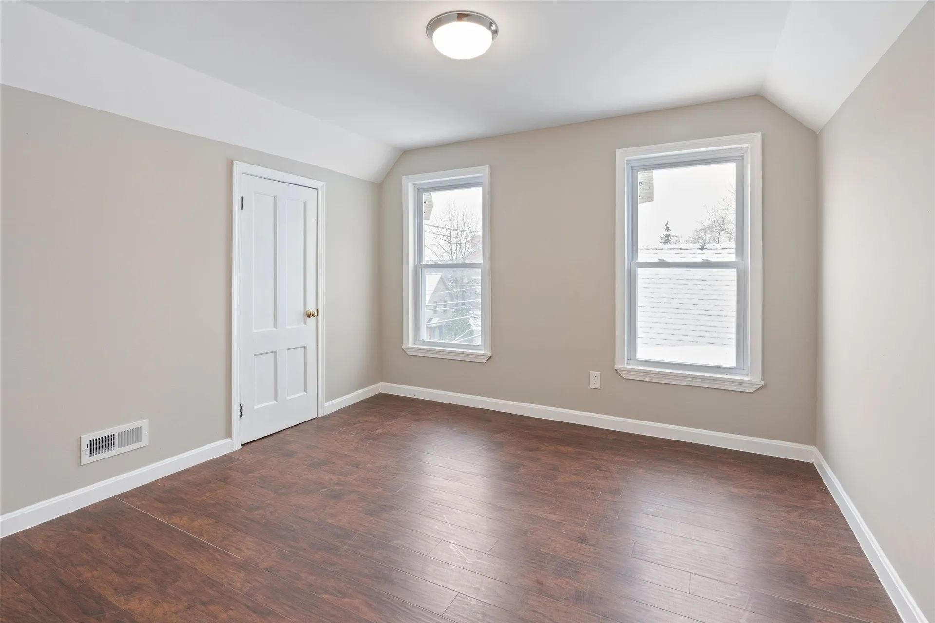 347 Spruce Street Manchester NH 03103