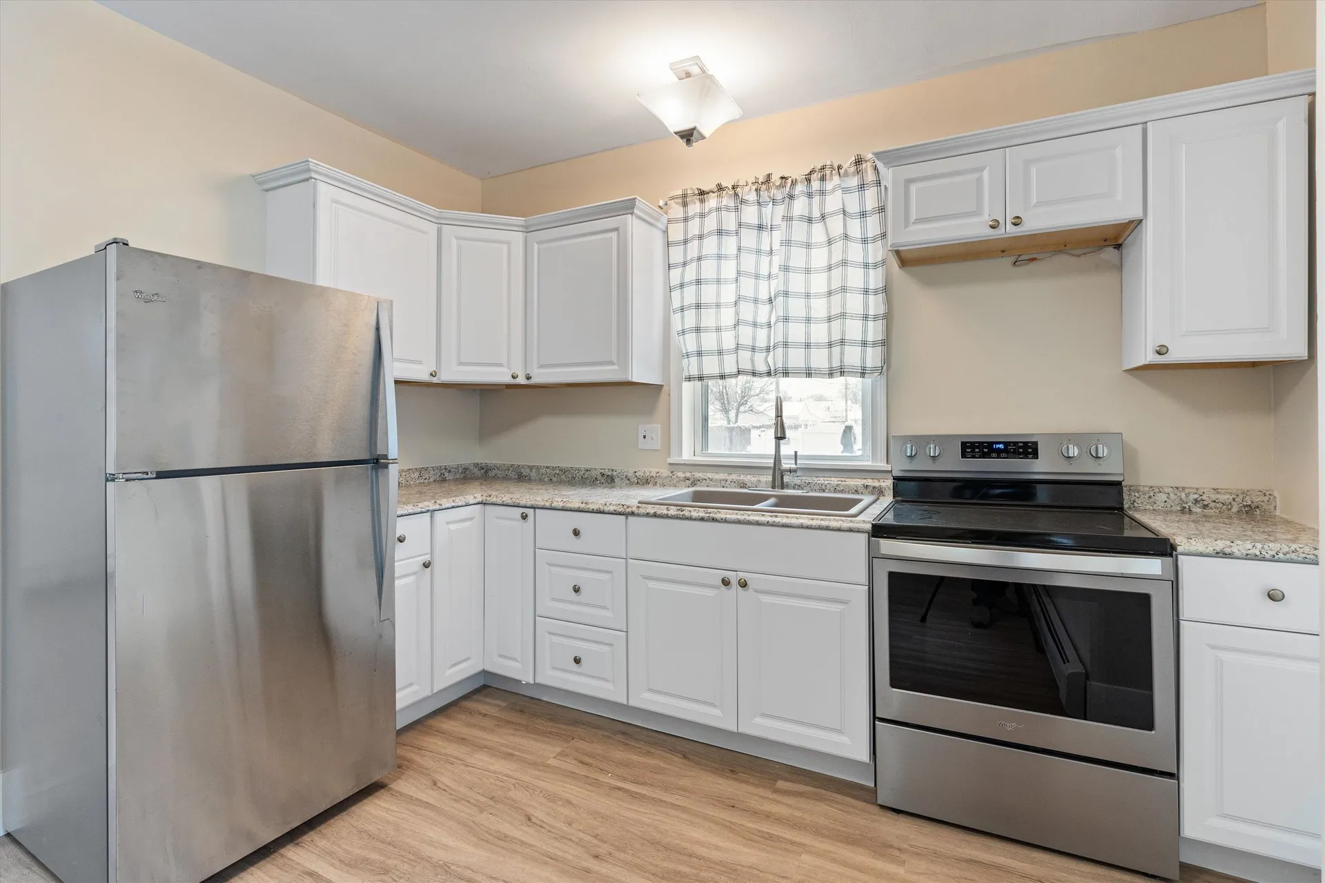 347 Spruce Street Manchester NH 03103