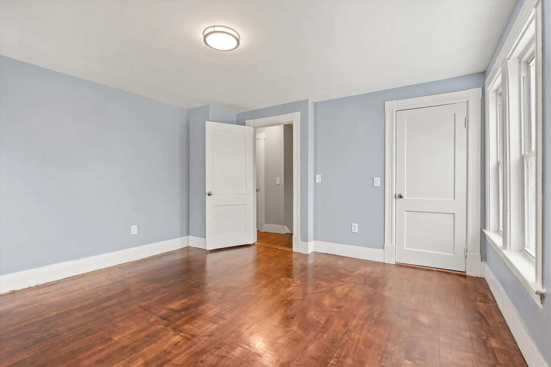 347 Spruce Street Manchester NH 03103