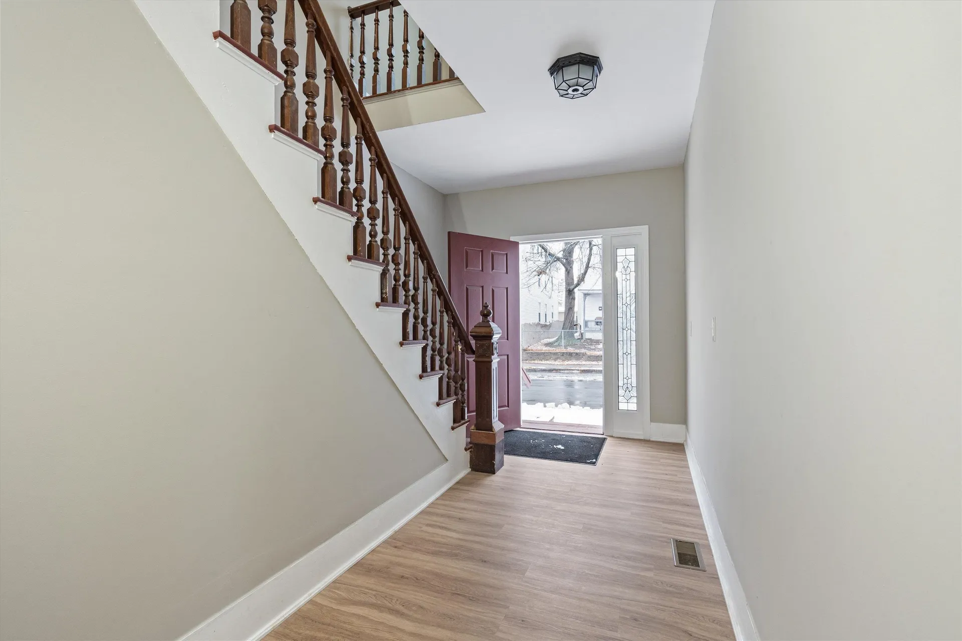 347 Spruce Street Manchester NH 03103