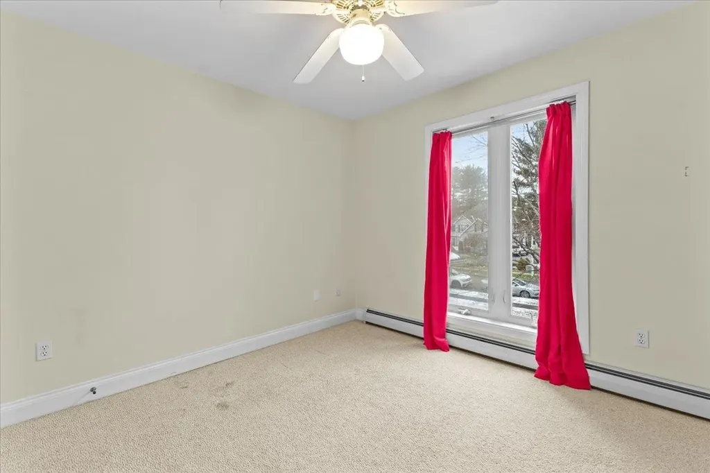 18 Lida Drive Essex VT 05452