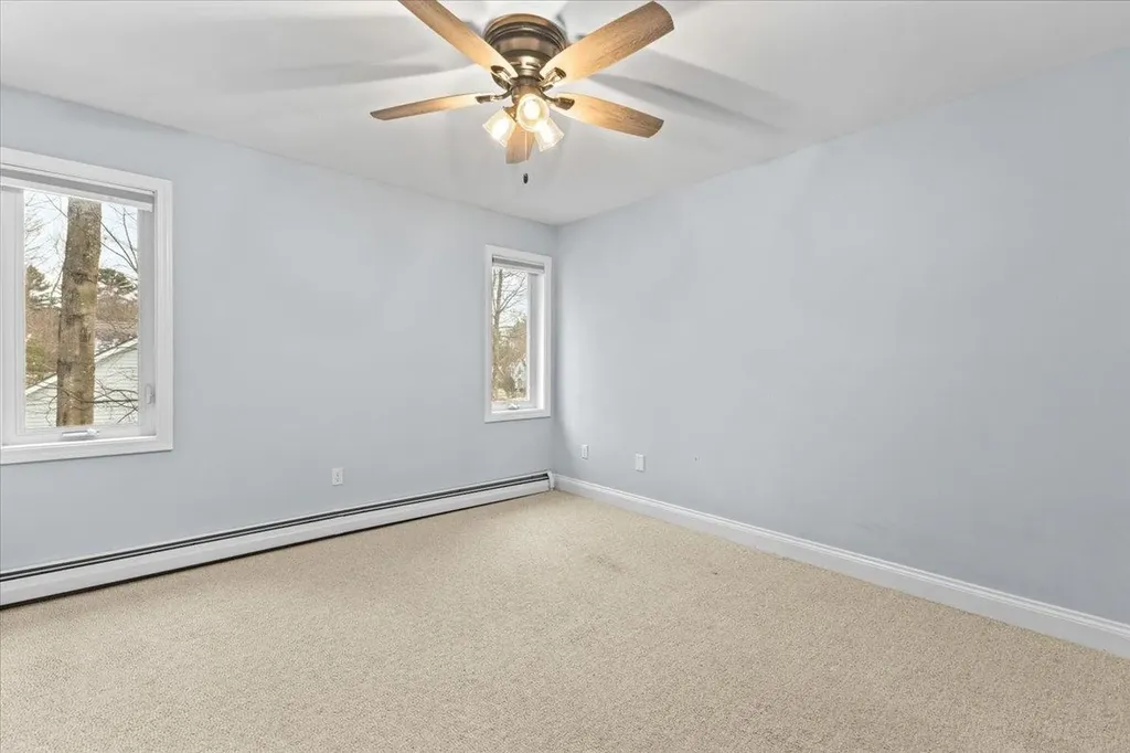 18 Lida Drive Essex VT 05452