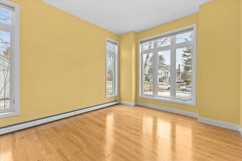 18 Lida Drive Essex VT 05452